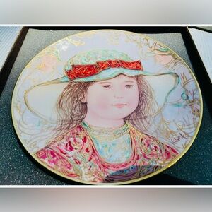 Edna Hibel Gesa und Kinder Plate Anna Perenna Ltd COA Box Joys of Motherhood